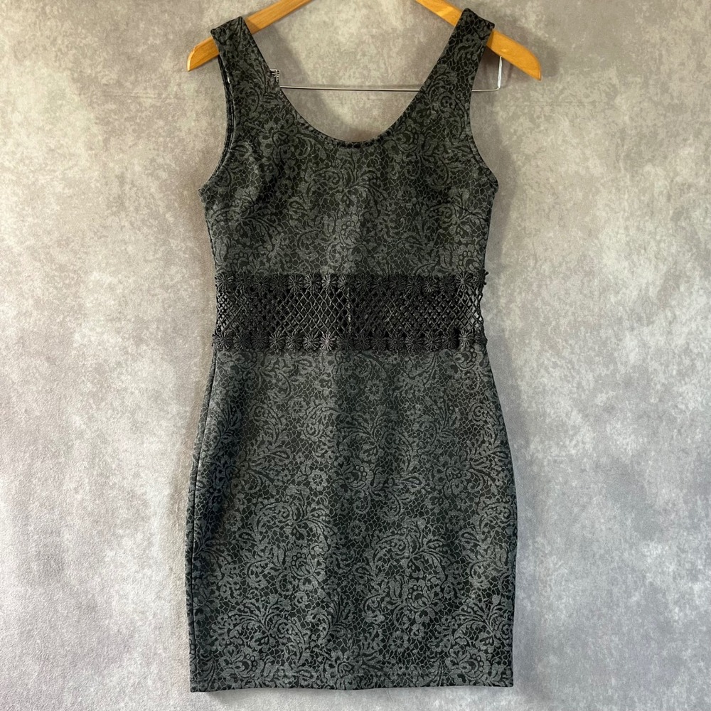 Must HAVE Bodycon Dress Women Medium Grey Black Floral Crochet Waist Back Zip